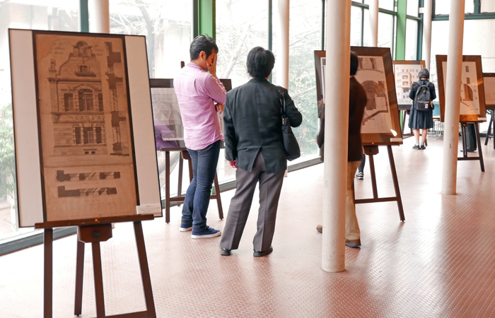 シンポジウム併催のパネル展示